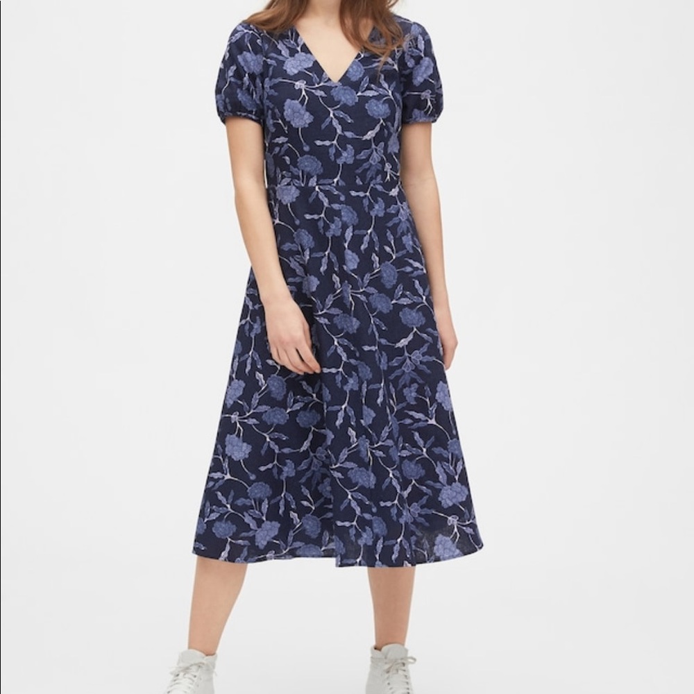 GAP 100% linen dress